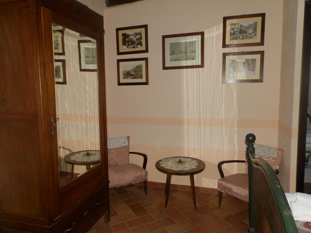 Residenza Di Paese Castello Del Poggio Hotel Ferentillo Kamer foto