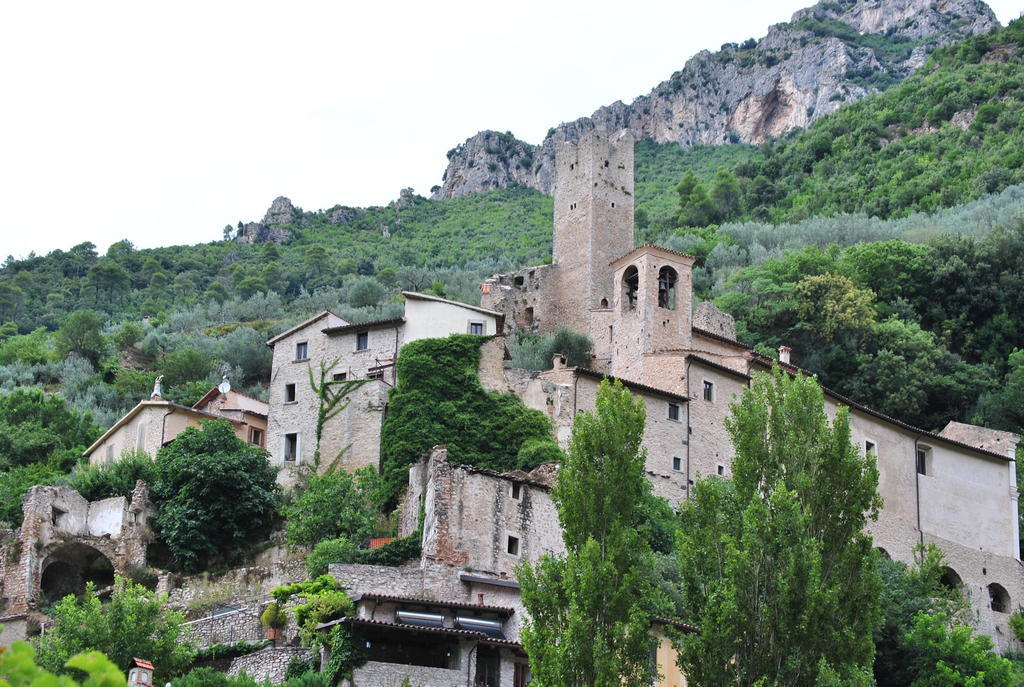 Residenza Di Paese Castello Del Poggio Hotel Ferentillo Buitenkant foto